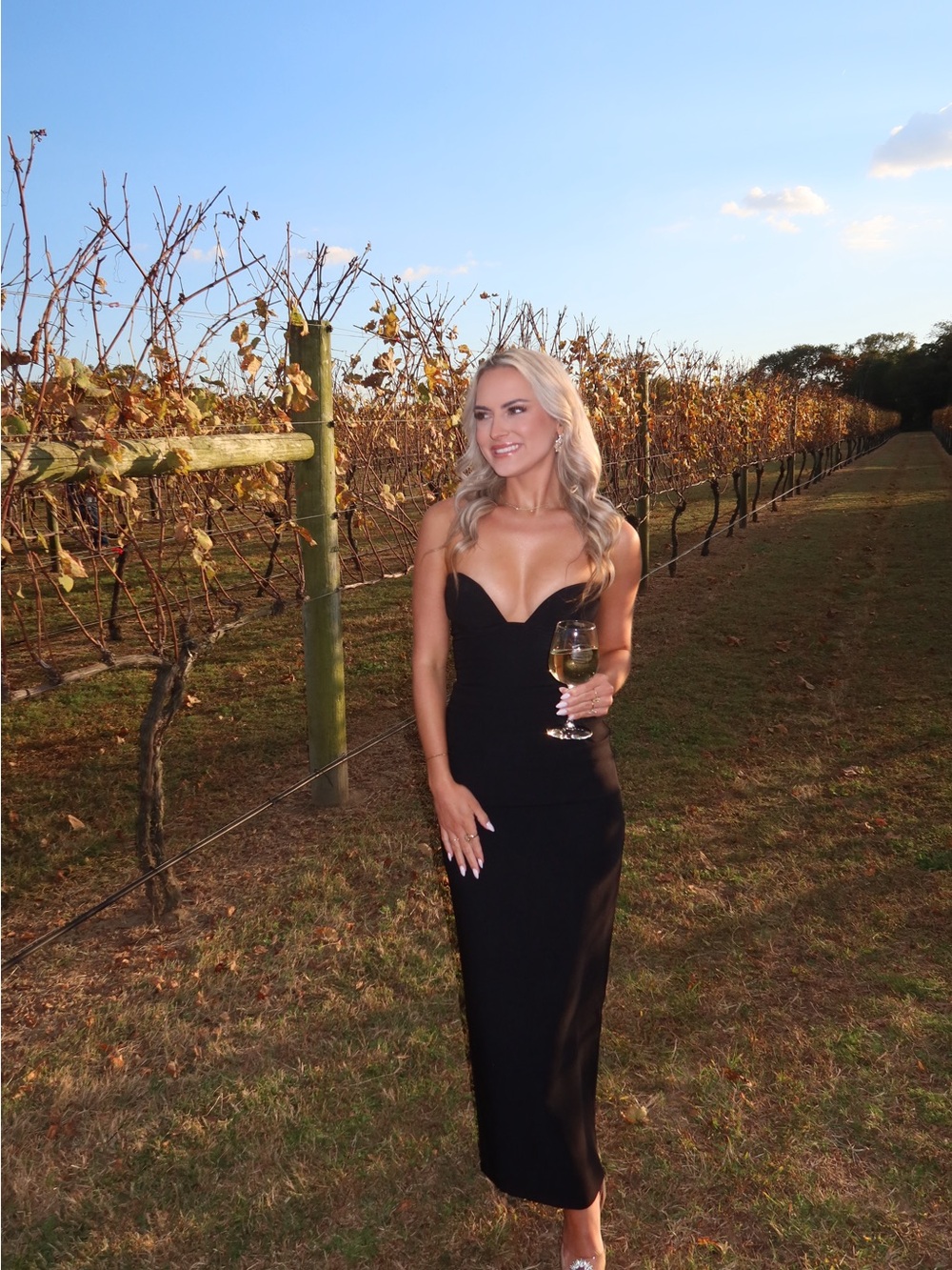 Elegant Black Strapless Maxi Dress with Sweetheart Neckline